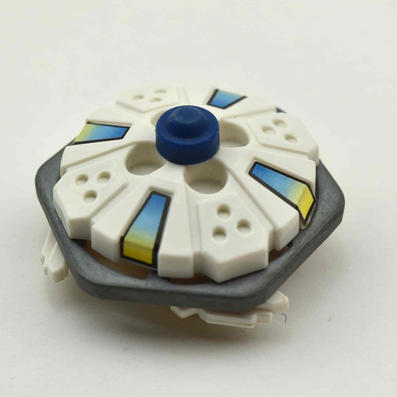 17 Dragoon Grip Attacker, bottom view